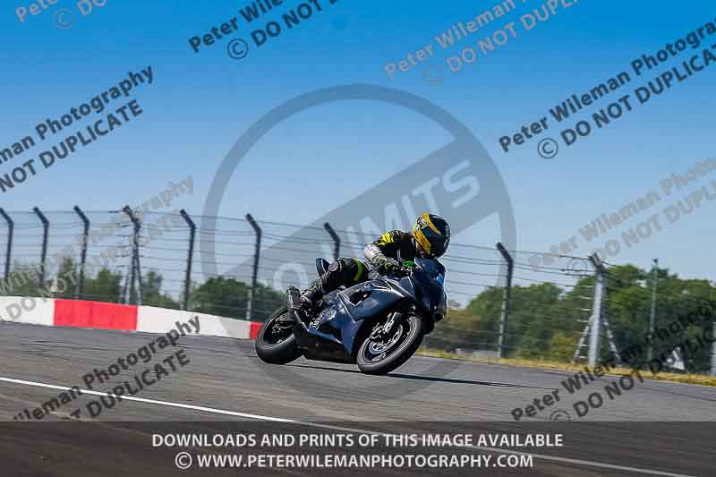 donington no limits trackday;donington park photographs;donington trackday photographs;no limits trackdays;peter wileman photography;trackday digital images;trackday photos